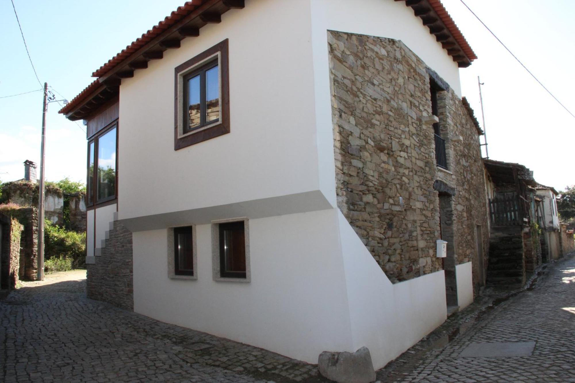 فيلا Casa Do Ferrador ميرانديلا المظهر الخارجي الصورة